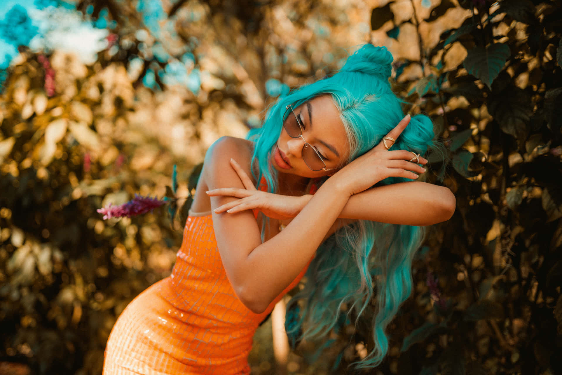 Girl In Orange And Teal Aesthetic Background