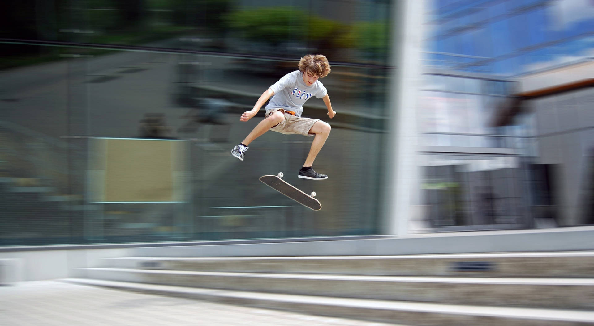 Girl Stunt Motion Blur Skater Aesthetic Background