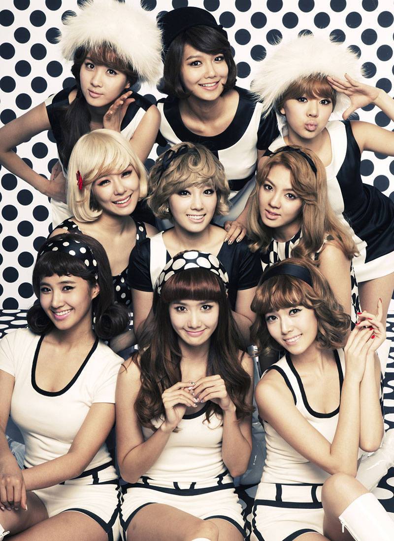 Girls' Generation Hoot Background