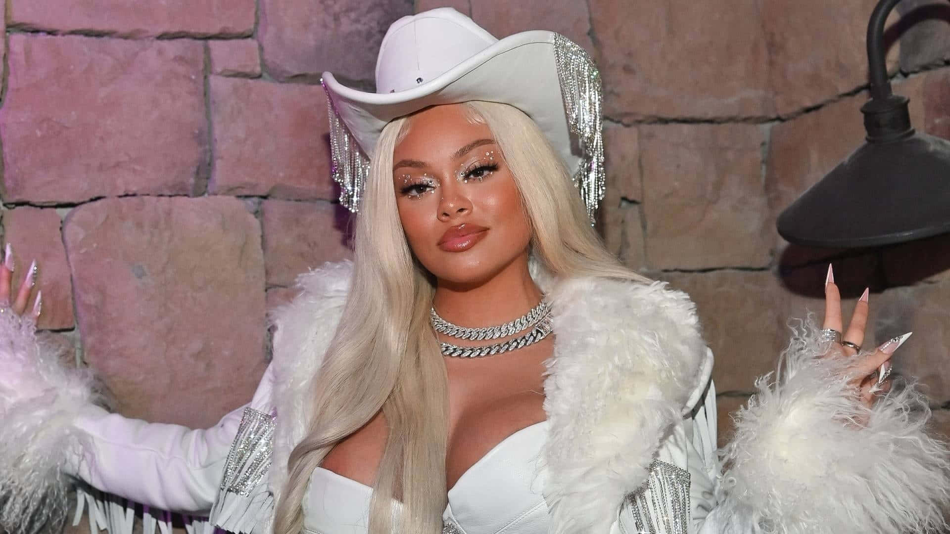 Glamorous Cowgirl Event Look Background