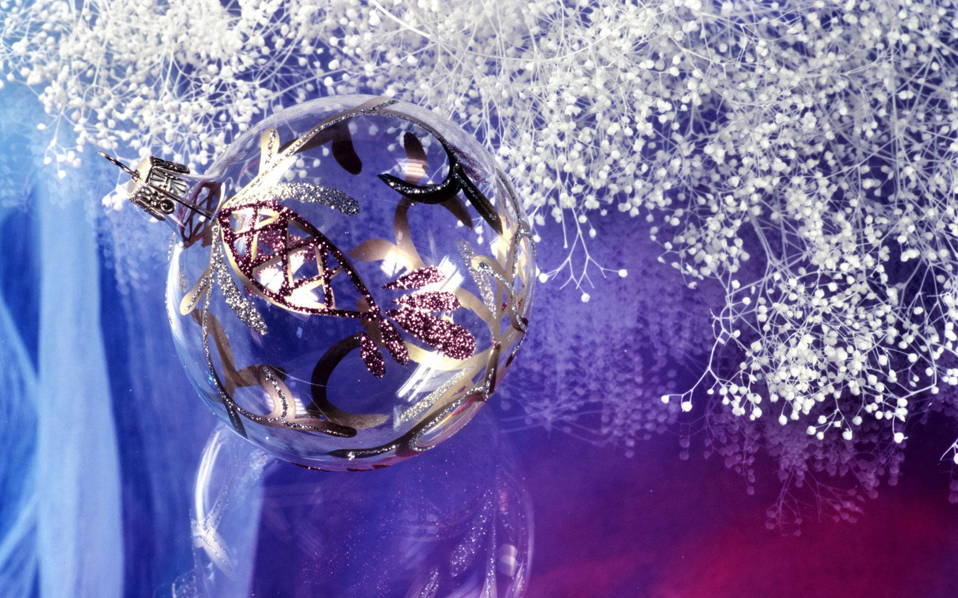 Glass Ball Christmas Desktop Background