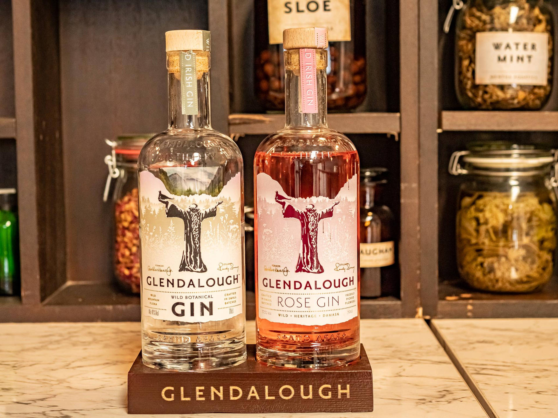 Glendalough Gin Rose Alcoholic Drinks Background