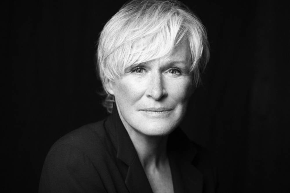 Glenn Close In Black & White Resolve Background