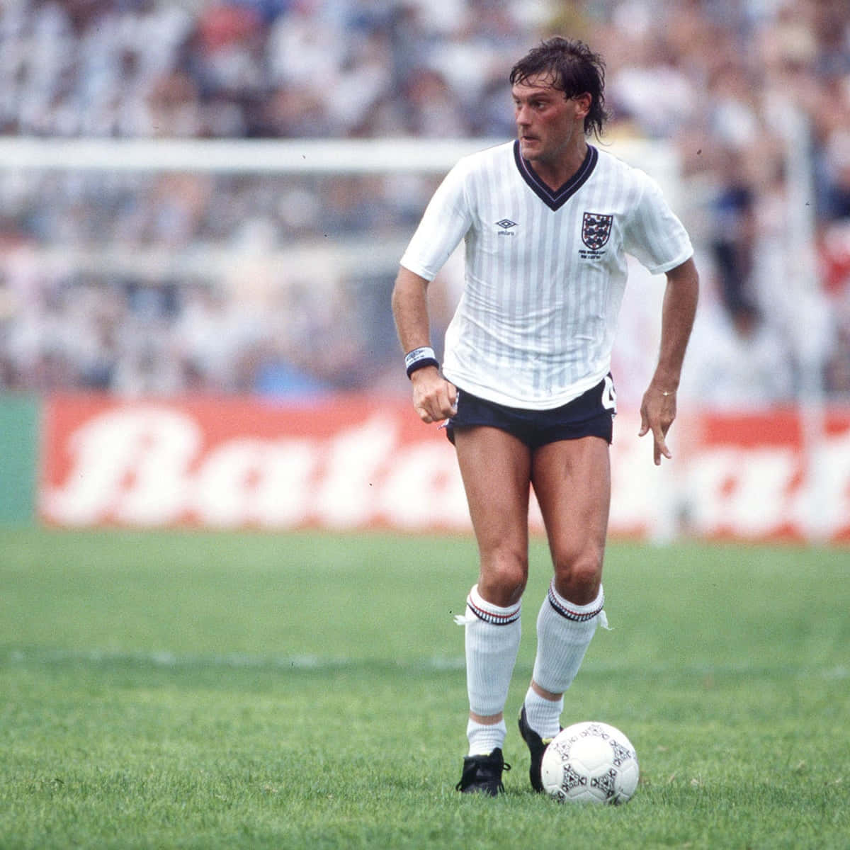 Glenn Hoddle Football Match Field Background