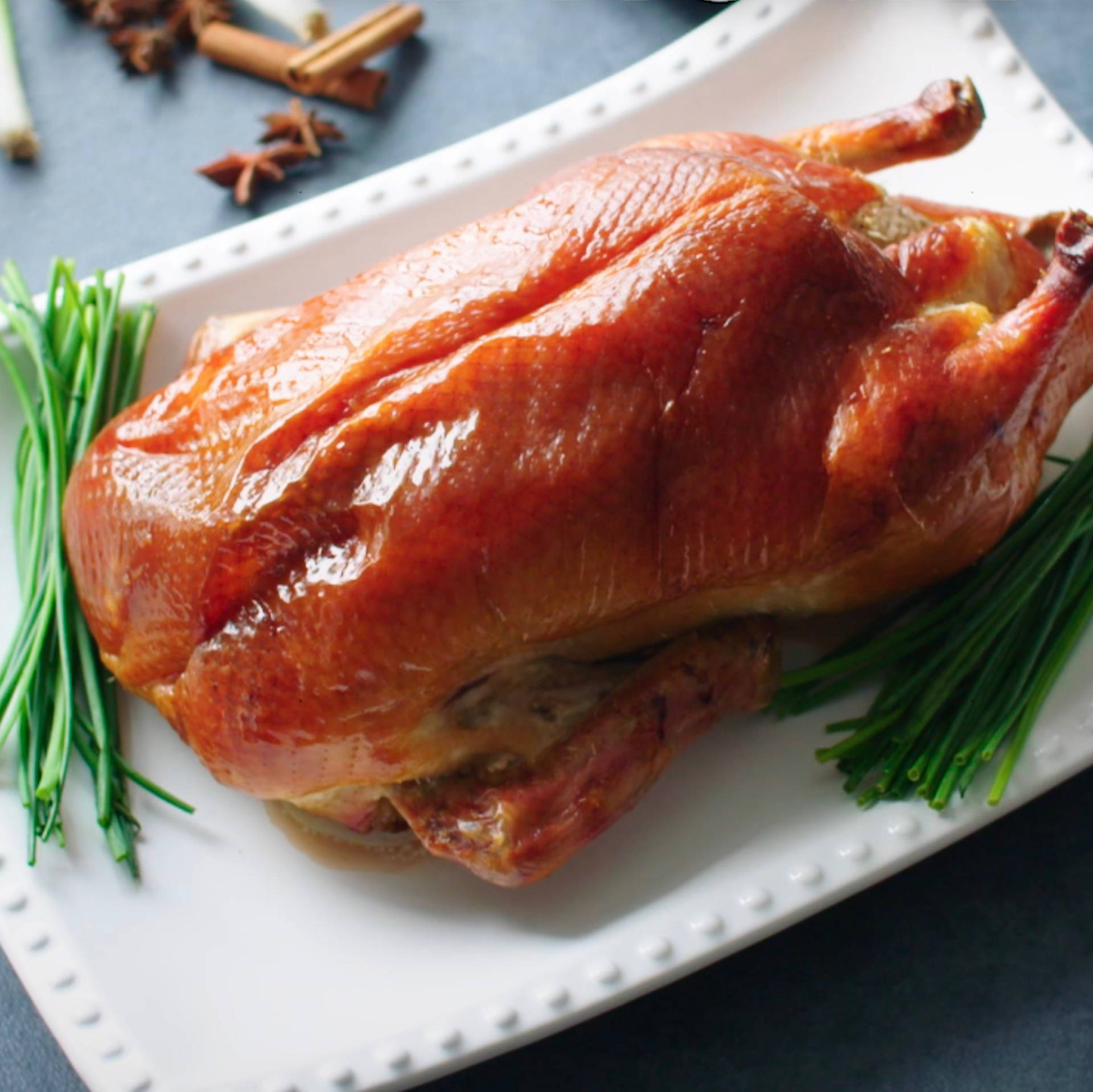 Glistening Peking Duck With Scallions Background