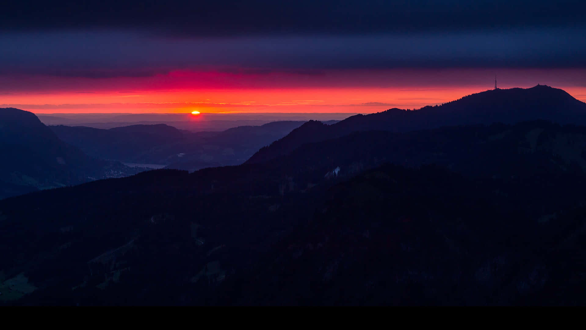 Glorious Layered Clouds At Sunset Background