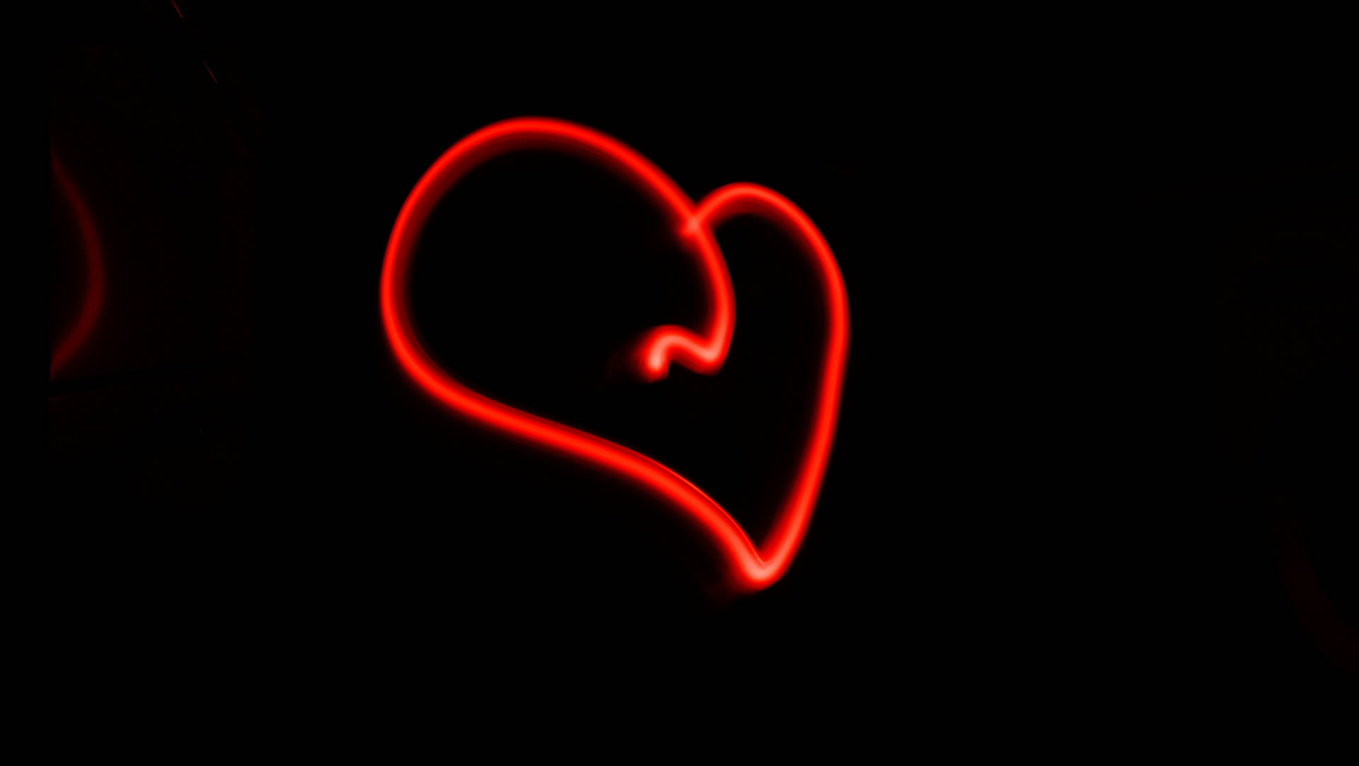 Glow In The Dark Heart Background