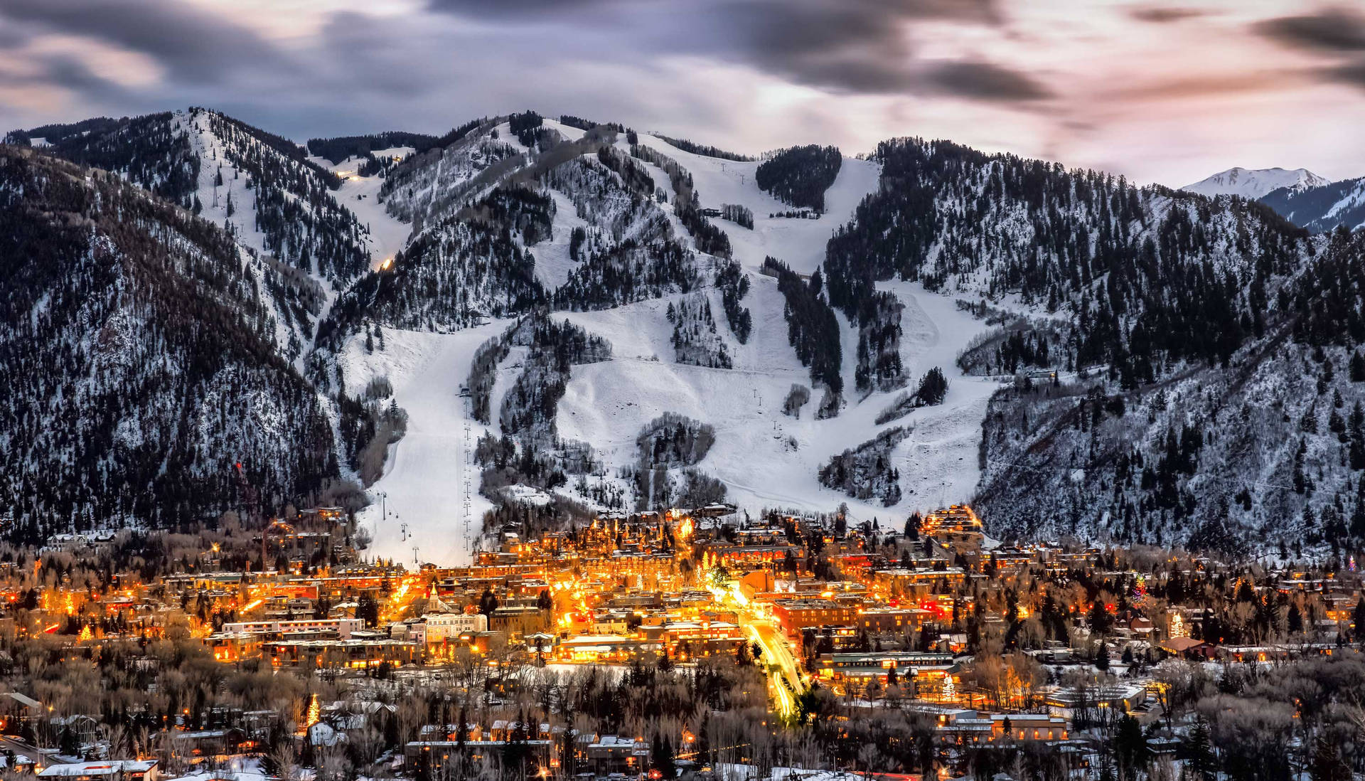 Glowing Ski Houses Aspen Colorado Background