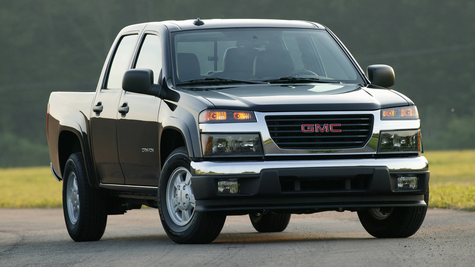 Gmc In A Wide Area Background