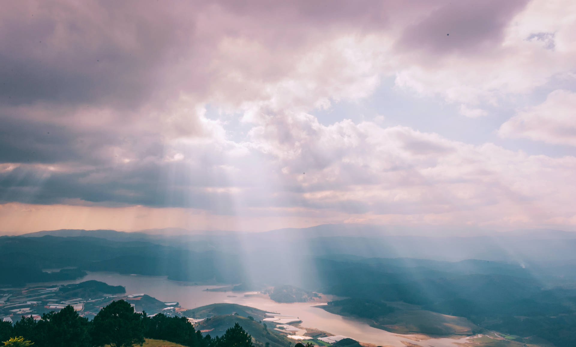 God Rays Sky Background Background