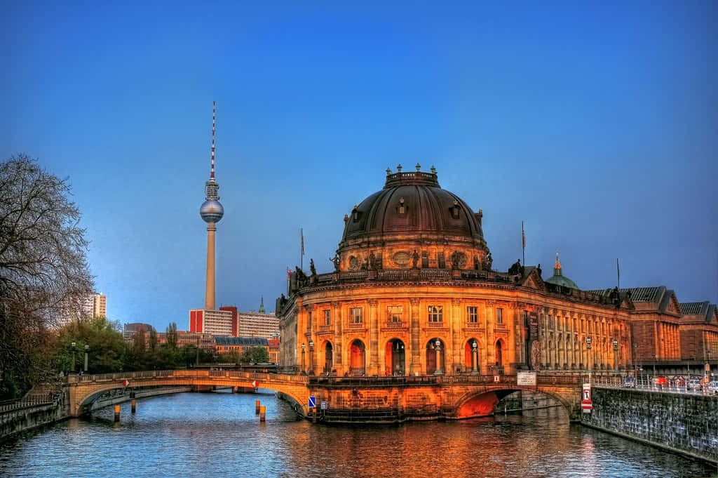 Golden Bode Museum On Museum Island Background