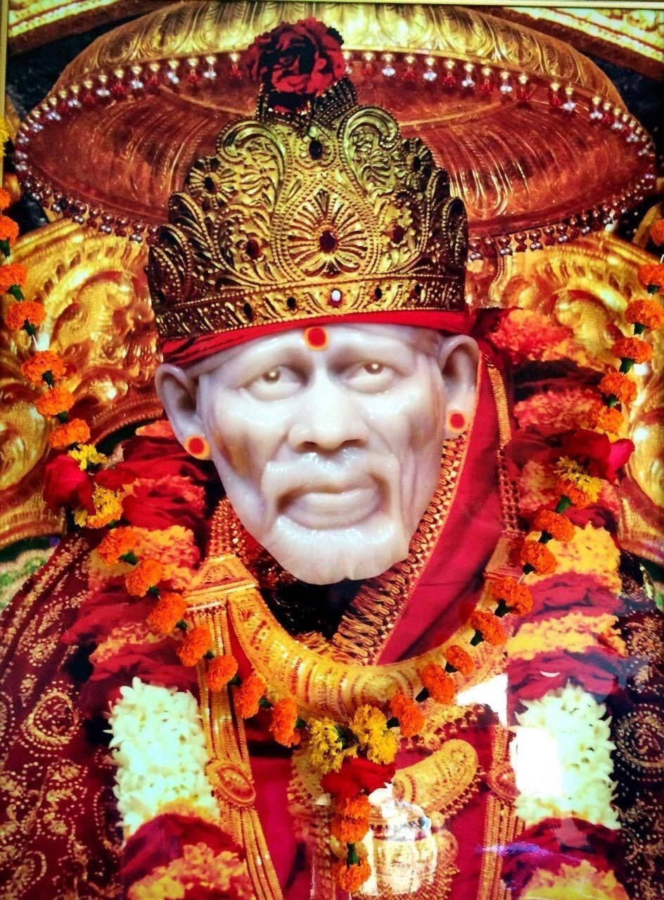 Golden Crown Of Sai Baba Phone Background