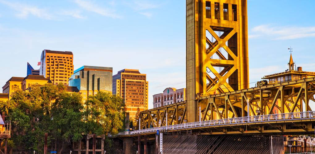 Golden Sacramento Skyline Background