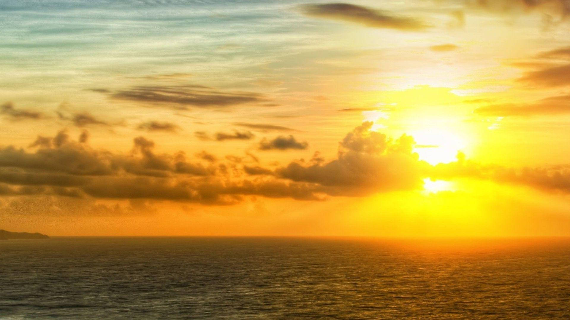 Golden Sunset Ocean Background