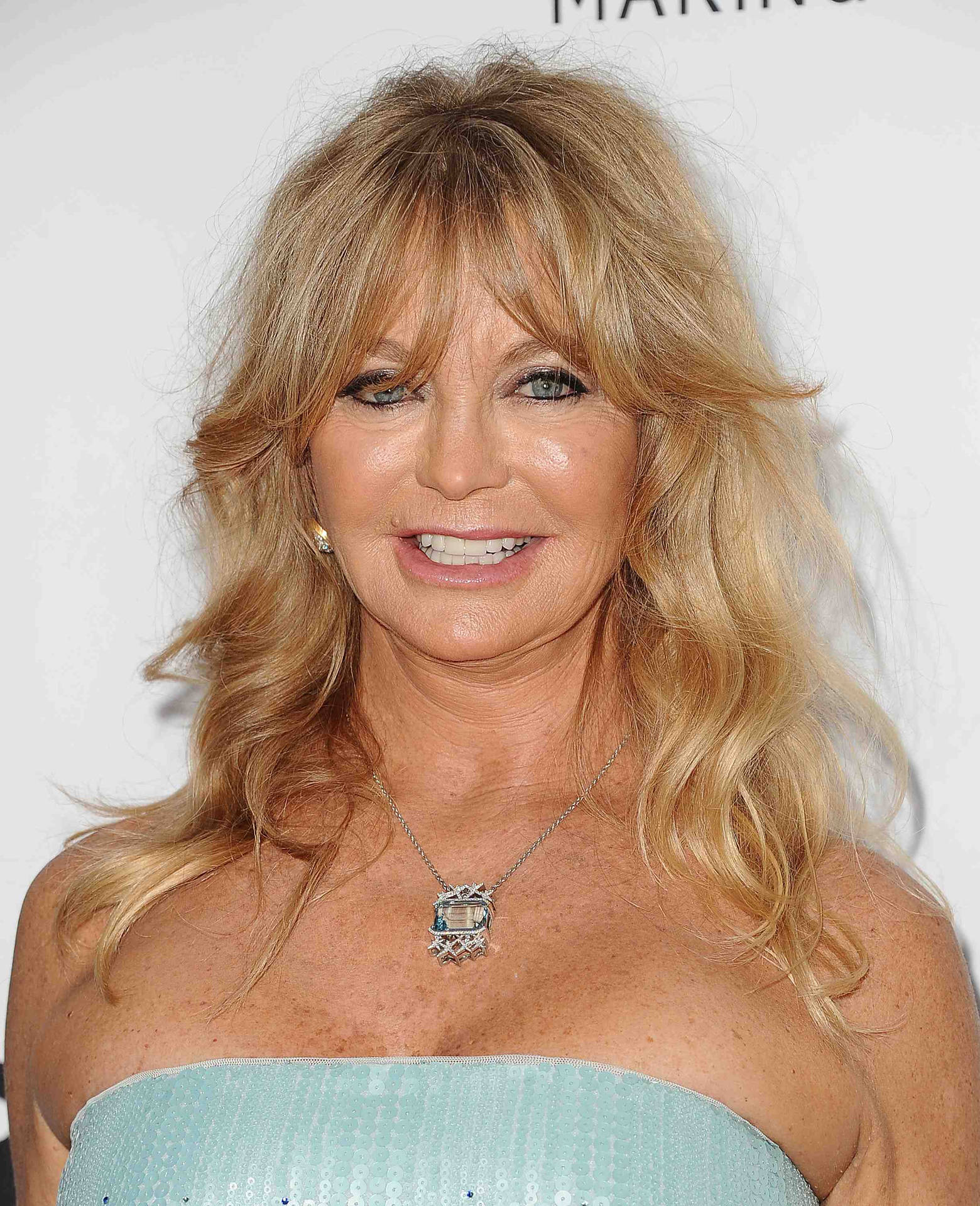 Goldie Hawn Blonde Actress Background