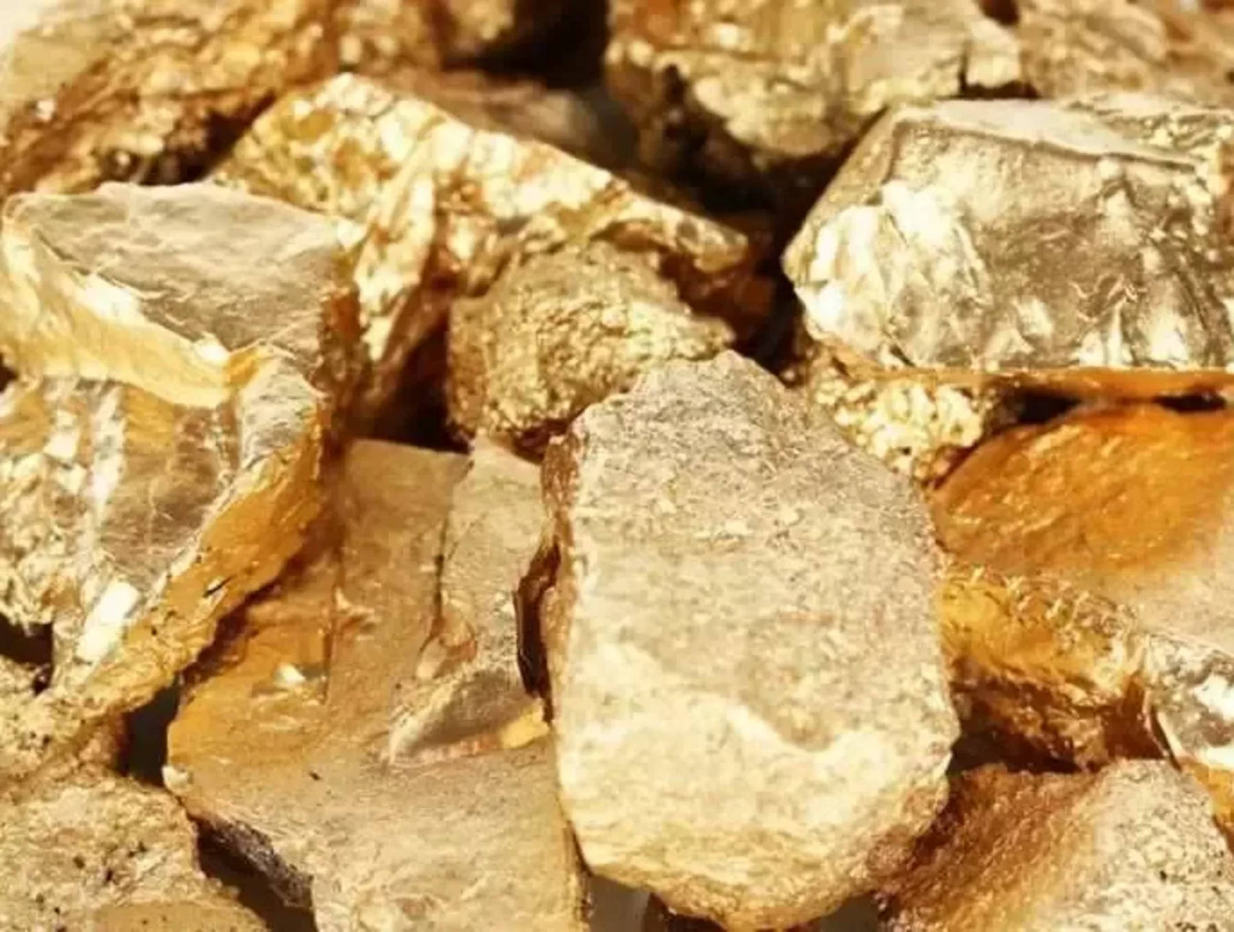 Goldmines' Gold Pieces Zoomed Photo Background