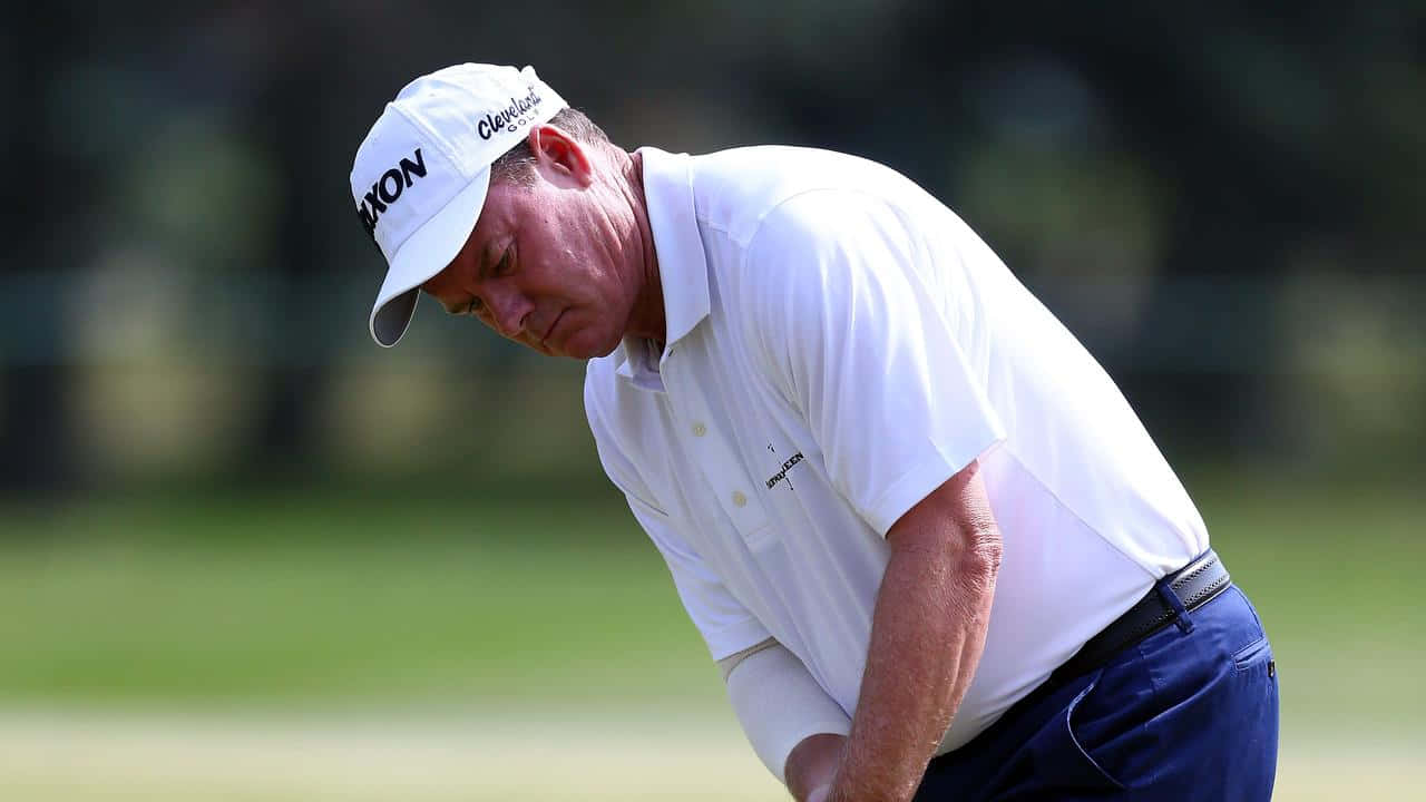 Golfer Concentrating During Game.jpg Background