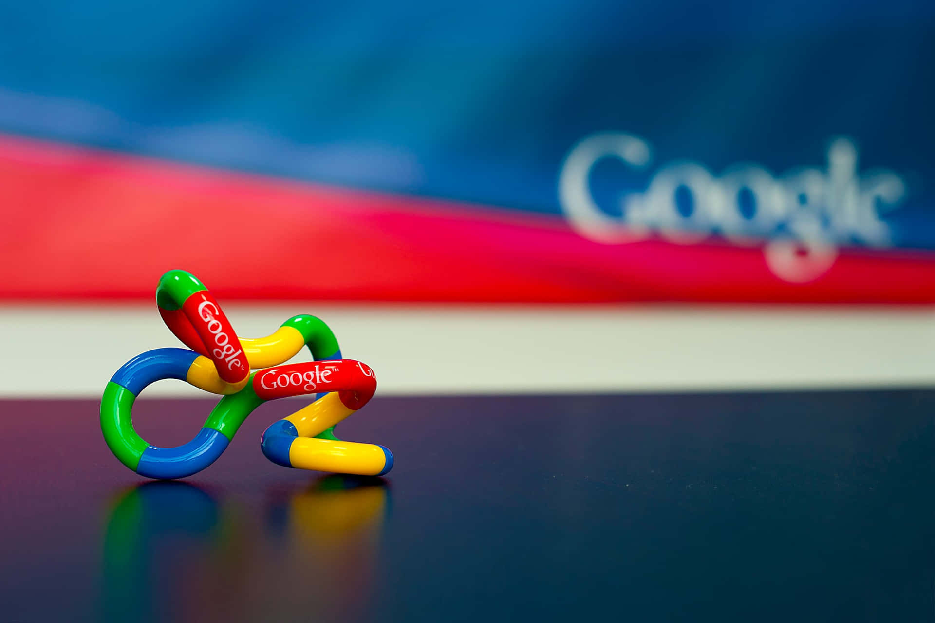 Google Best Is The Best Way To Find What You Need Background