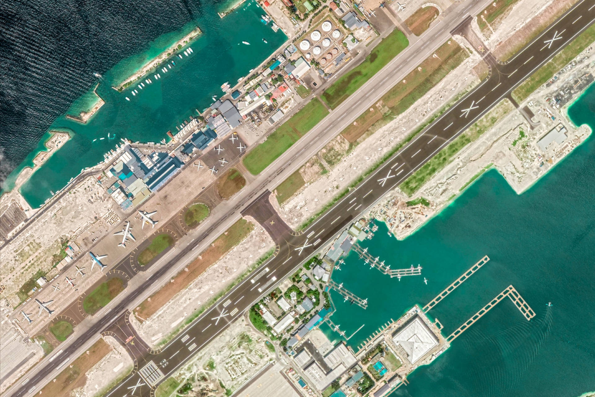 Google Earth Male Airport Maldives Background