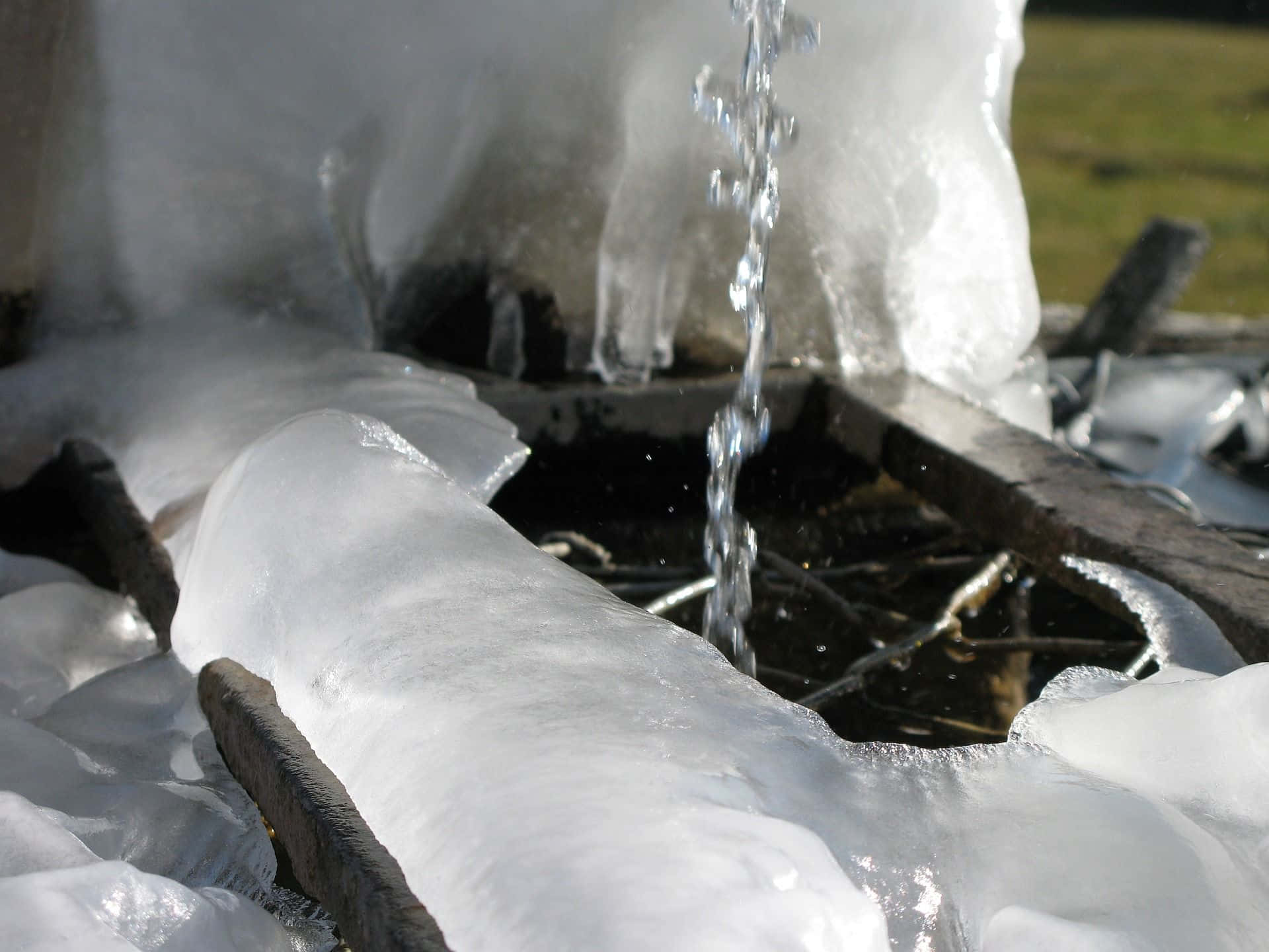 Google Pixel Water In Fountain
