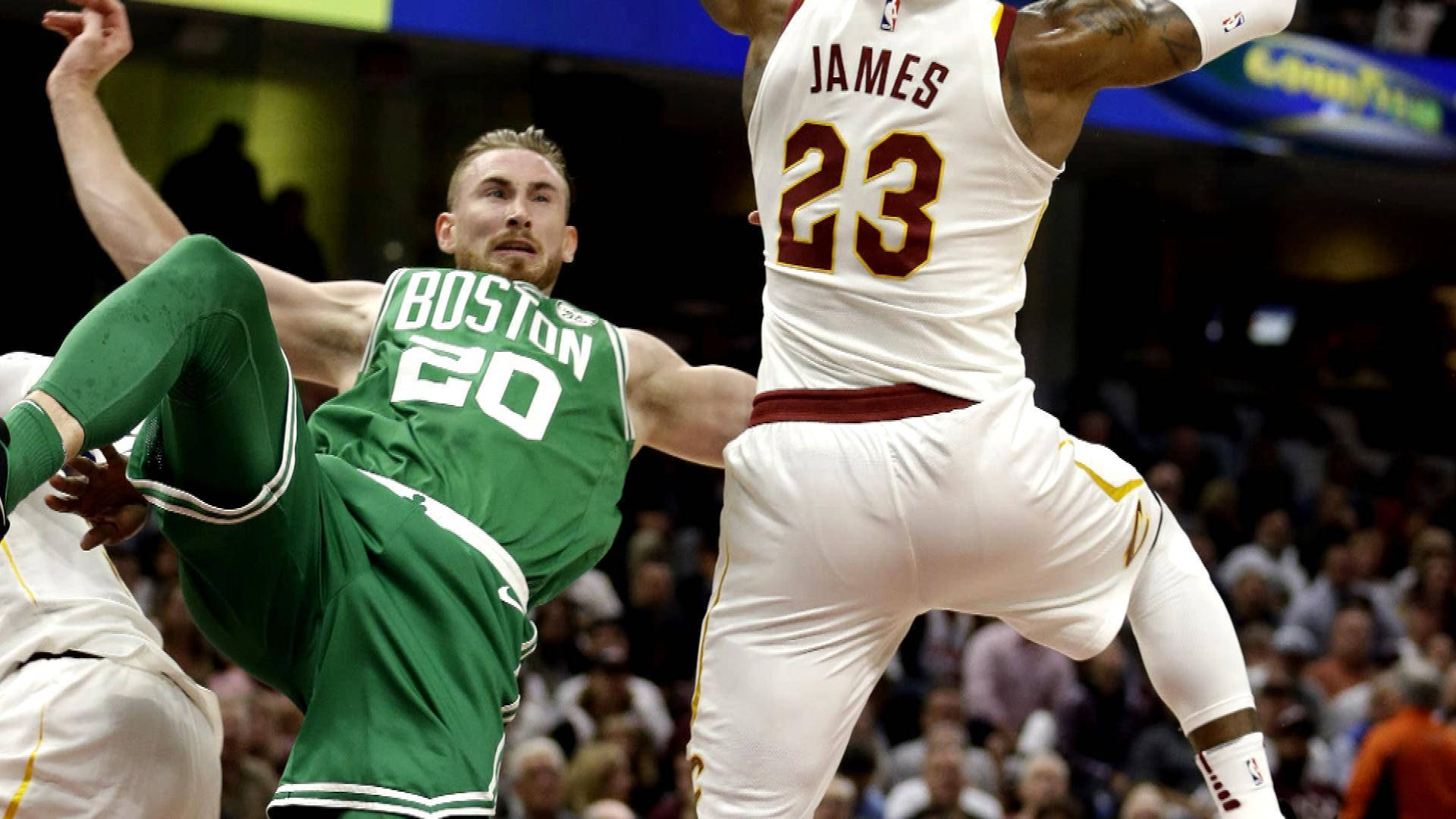 Gordon Hayward Fall During Game Background