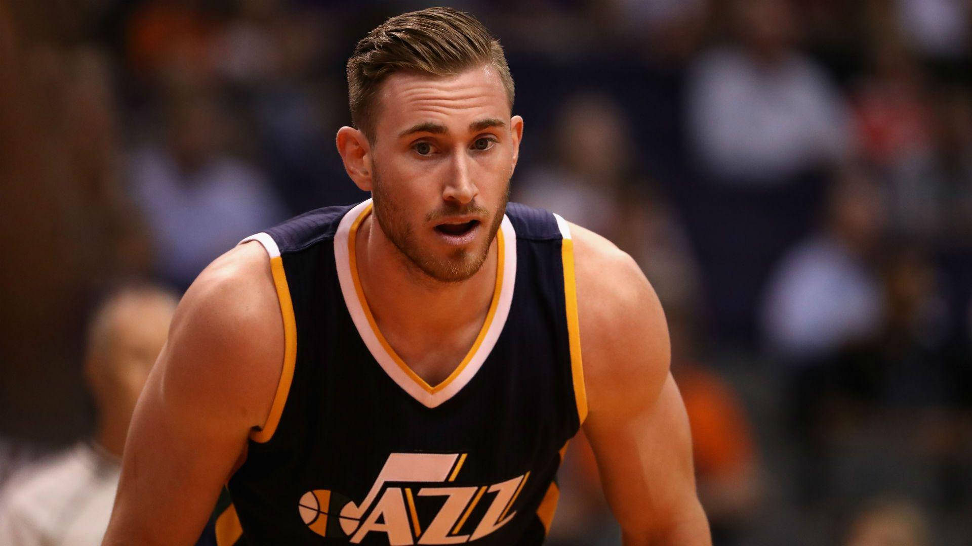 Gordon Hayward Jazz 20 Forward Background