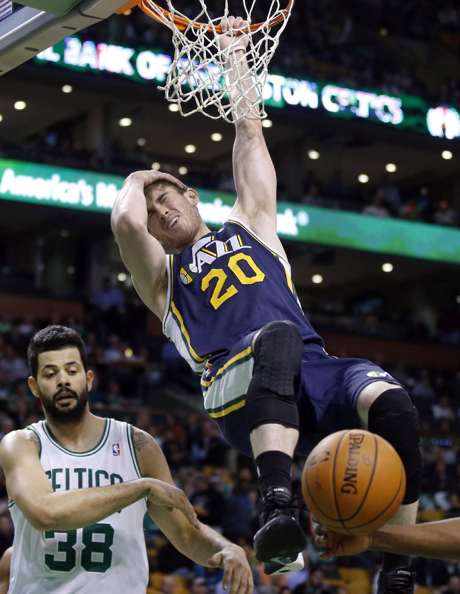 Gordon Hayward Jazz Slam Dunk Background