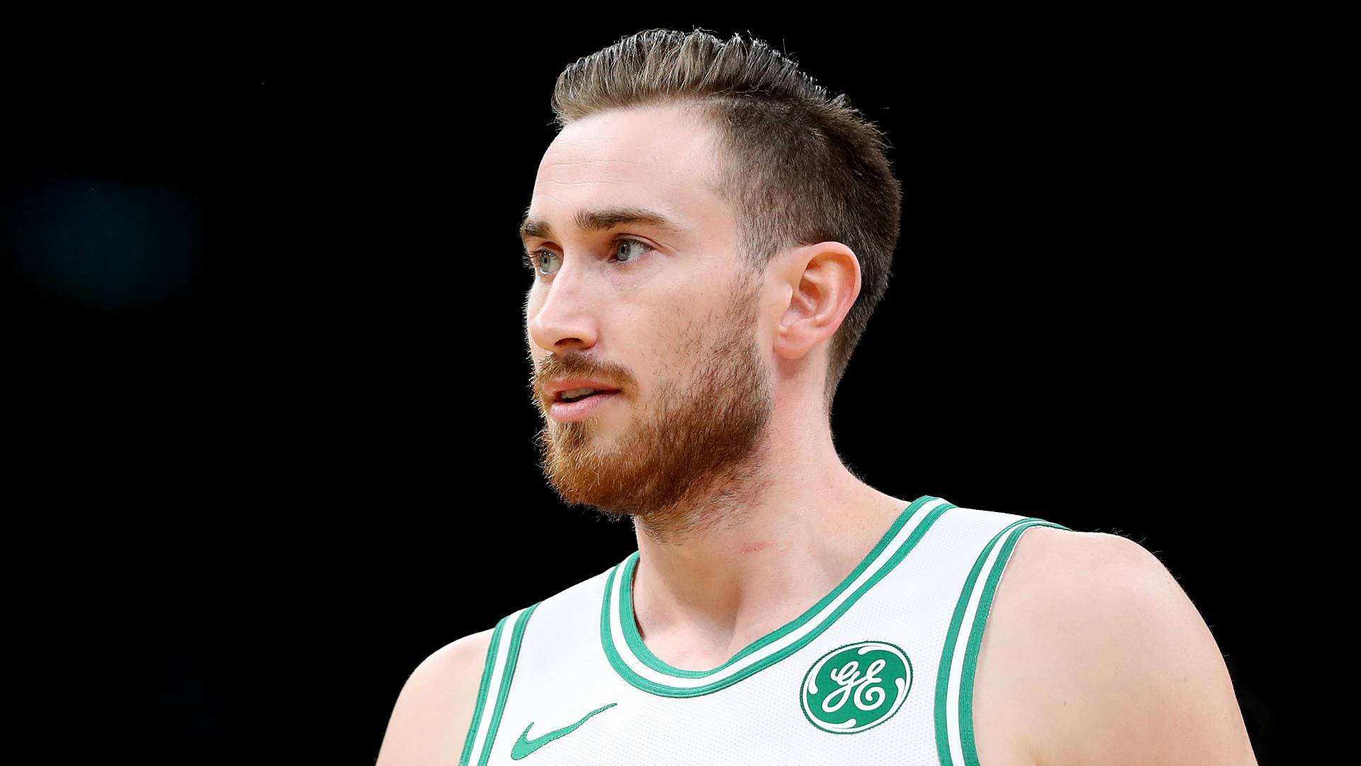 Gordon Hayward Nba Celtics Close-up Background