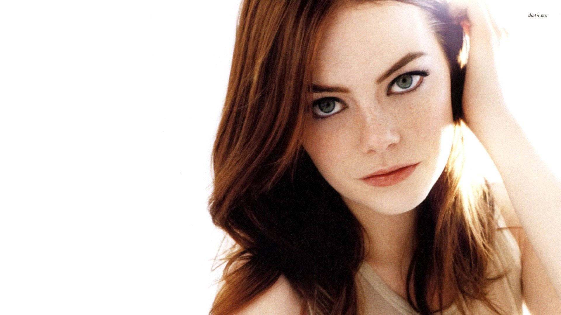 Gorgeous Emma Stone In A Close-up Shot Background