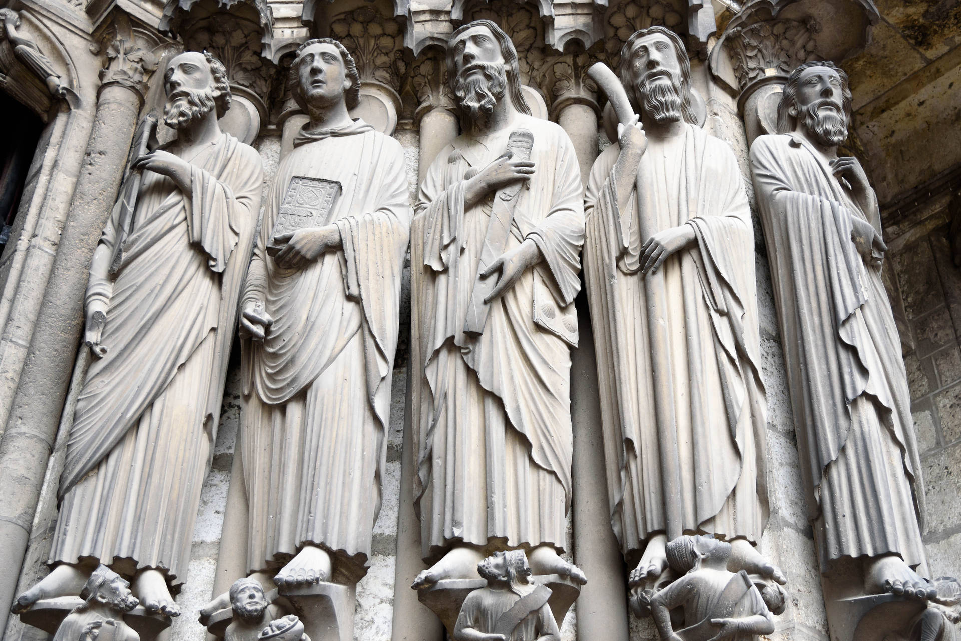 Gothic Statue At Chartres Cathedral Background