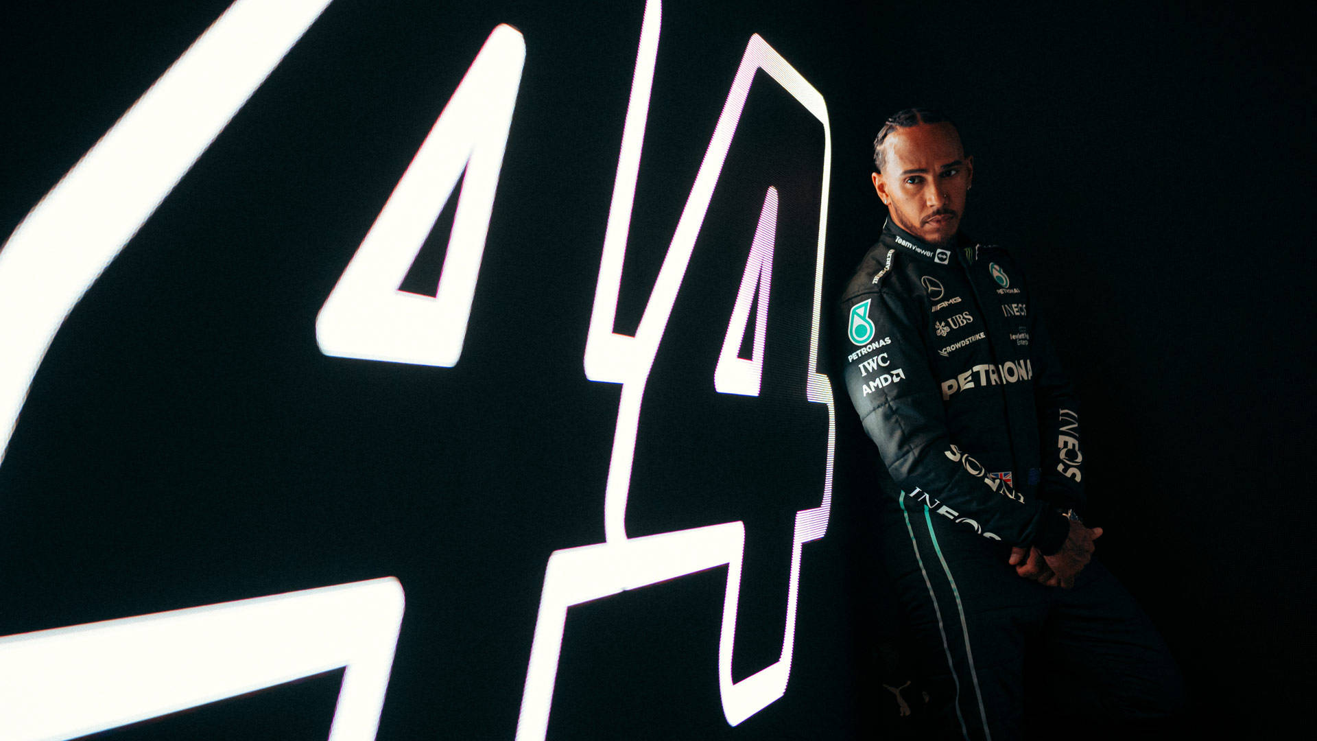 Grace And Speed - Lewis Hamilton With Car Number 44