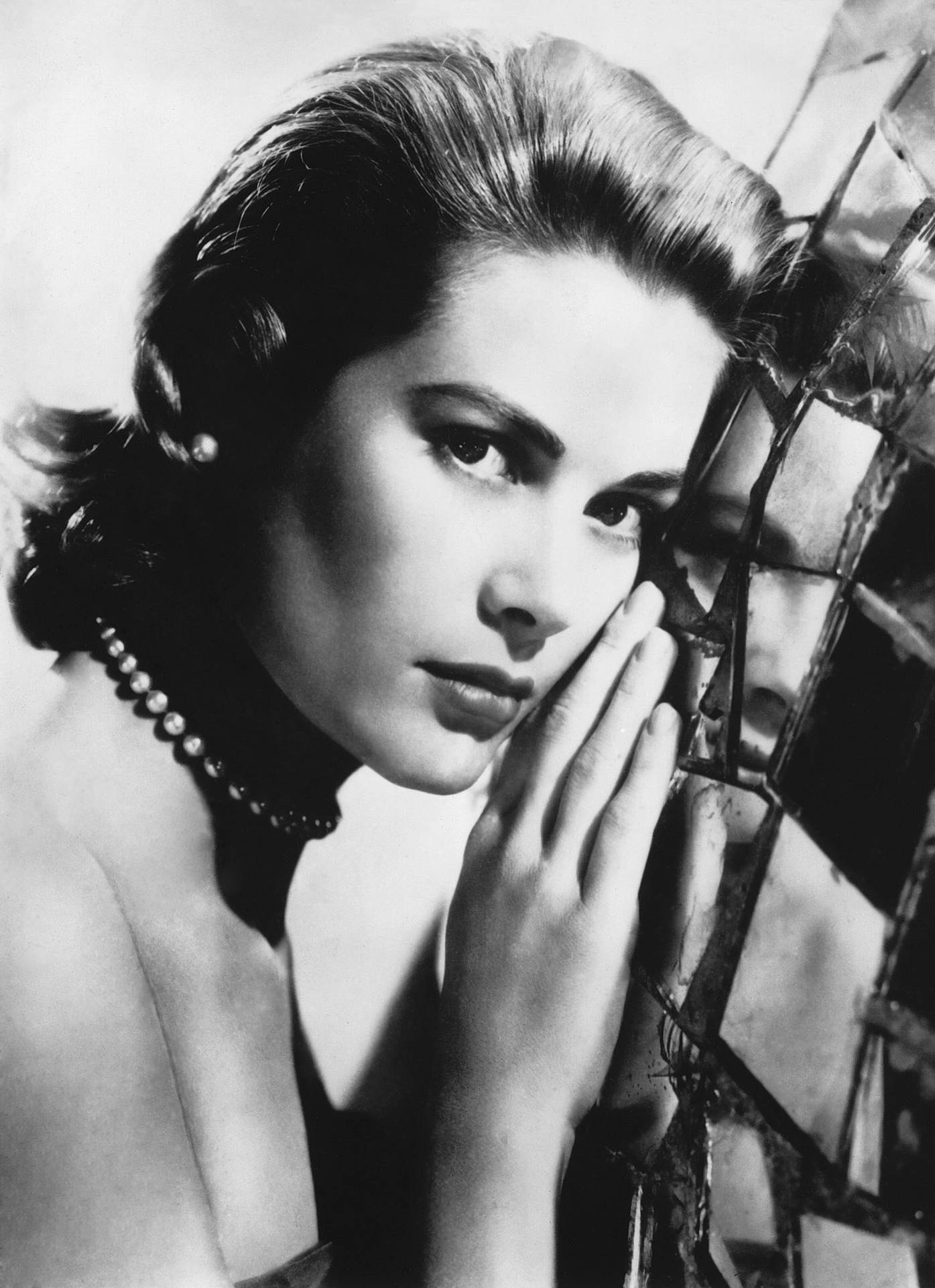 Grace Kelly - An Icon Of Elegance
