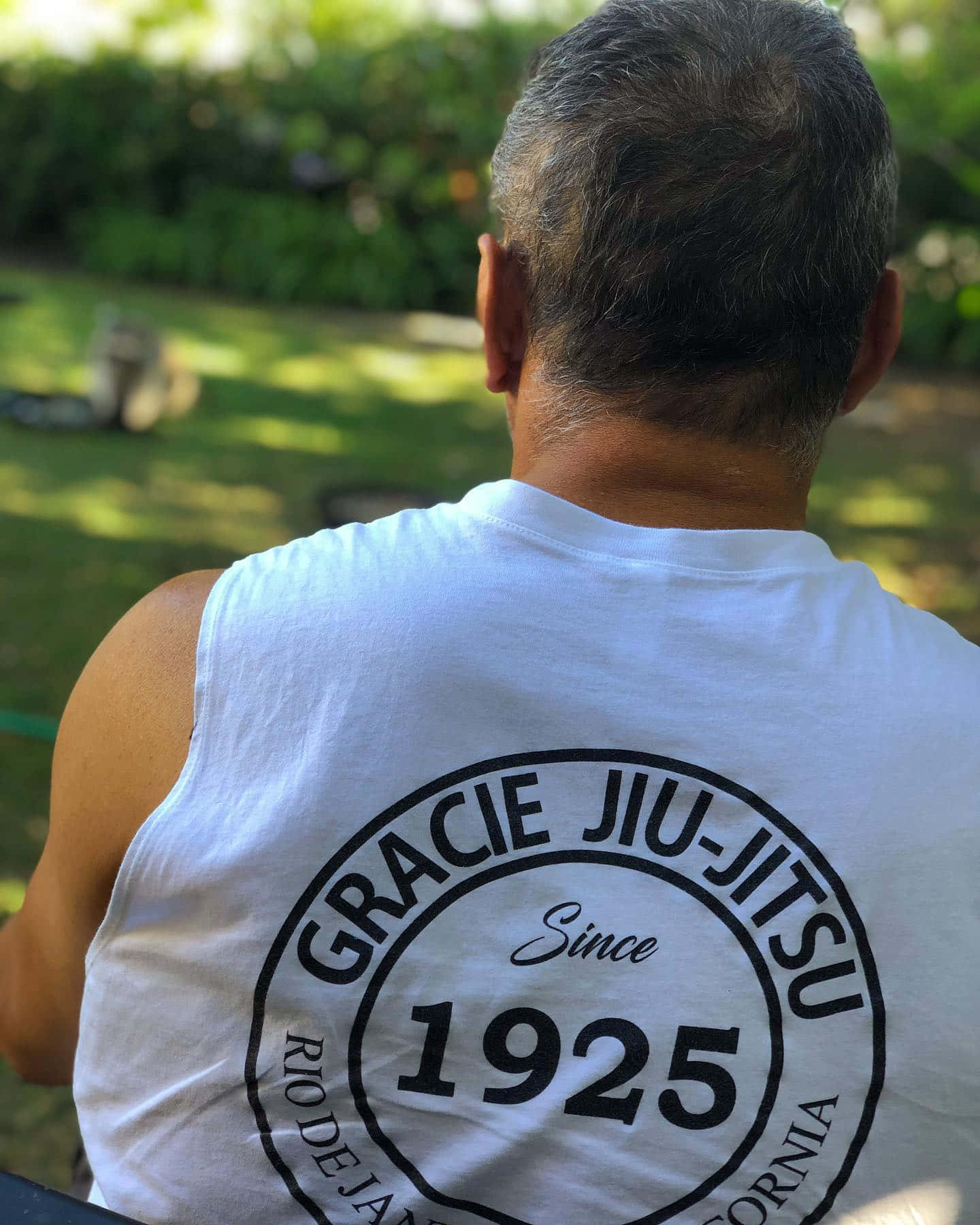 Gracie Jiu Jitsu1925 Shirt Background