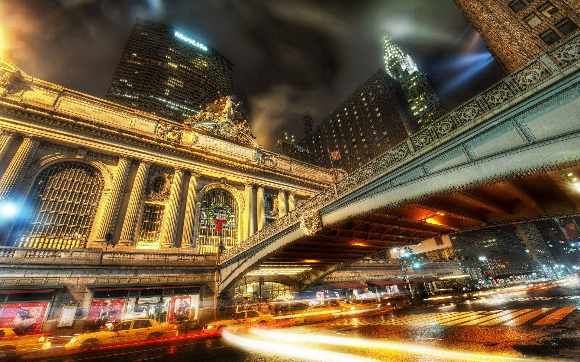 Grand Central Terminal At Night Background