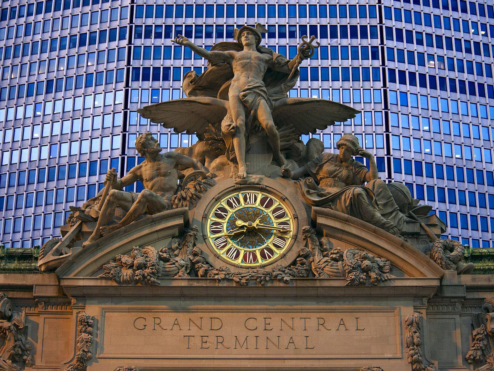 Grand Central Terminal Entryway Background