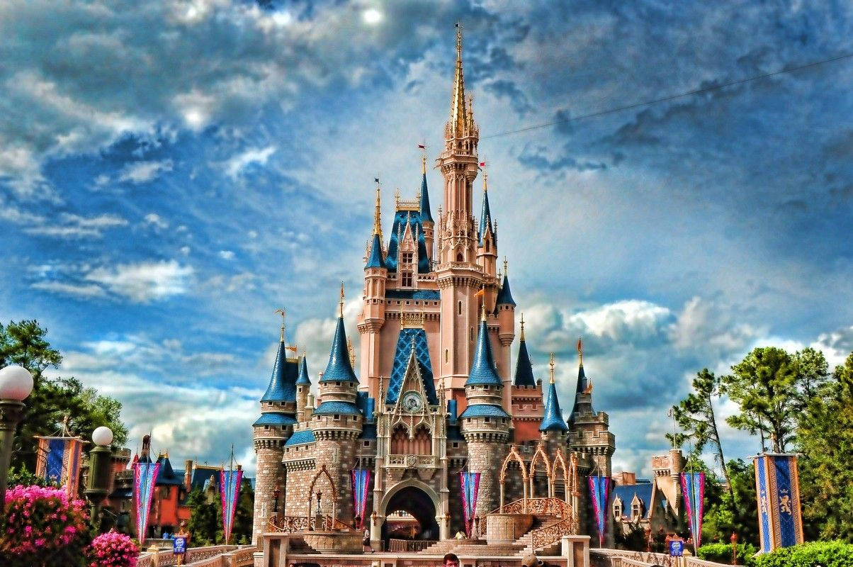 Grand Disneyland Castle And Blue Sky