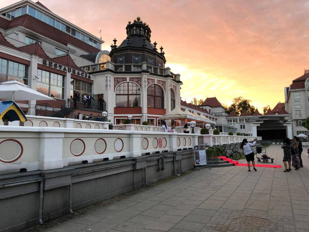 Grand Hotel Near The Crooked House Background