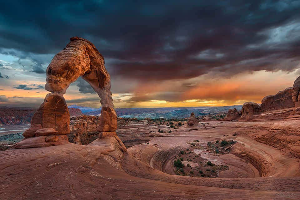 Grand Majestic Delicate Arch Background