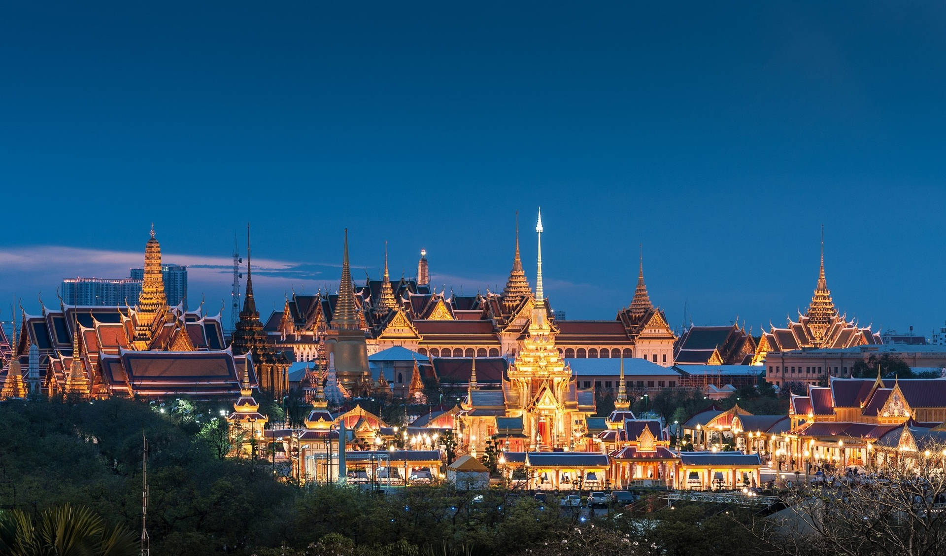 Grand Palace Bangkok Wide Photography Background