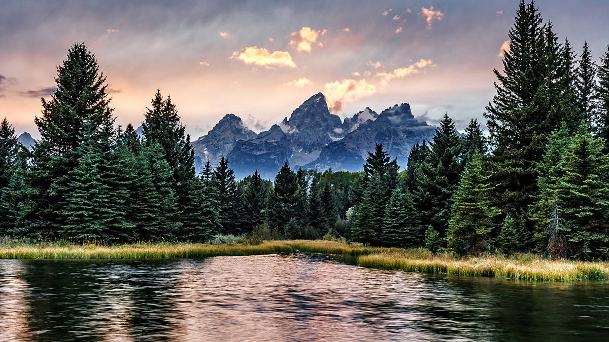 Grand Teton National Park High Contrast Background