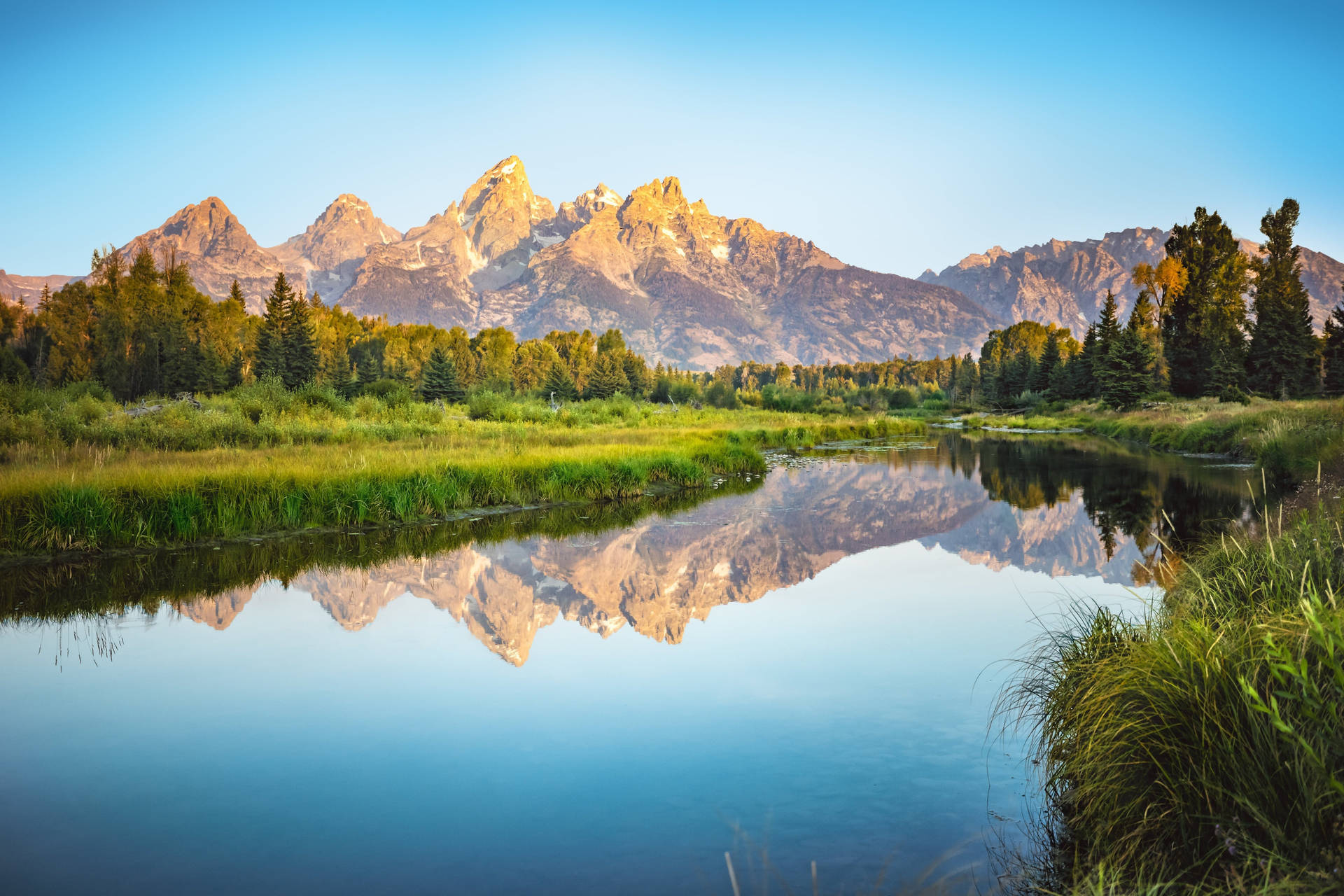 Grand Teton National Park In Summer Background