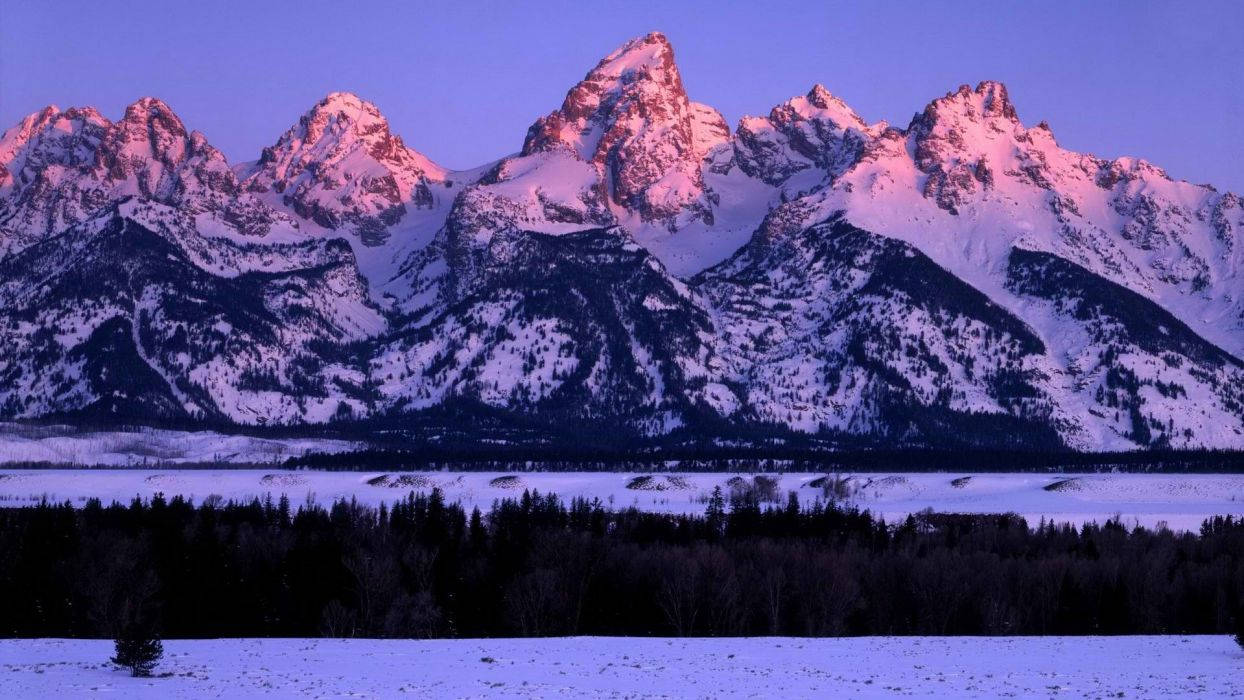 Grand Teton National Park Snowcapped Mountains Background