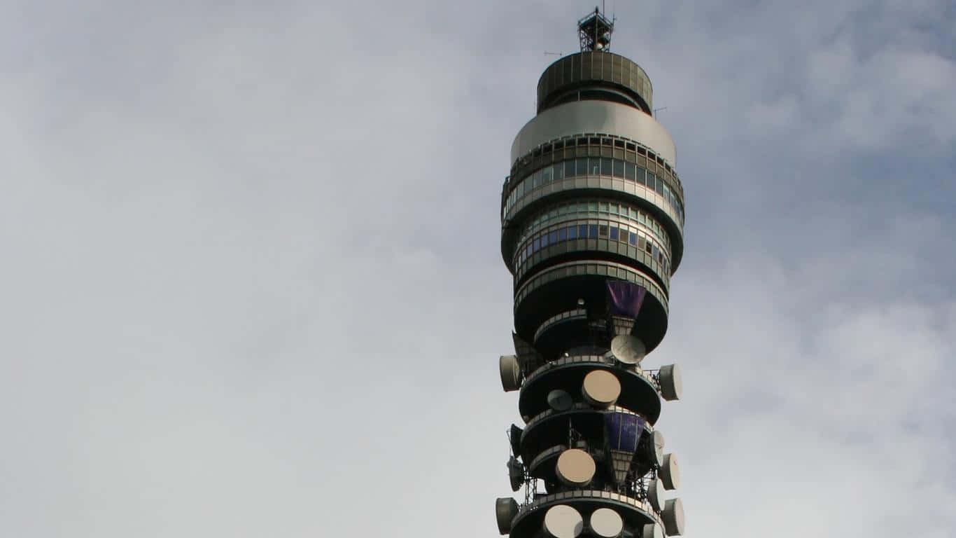 Gray Aesthetic Bt Tower Background
