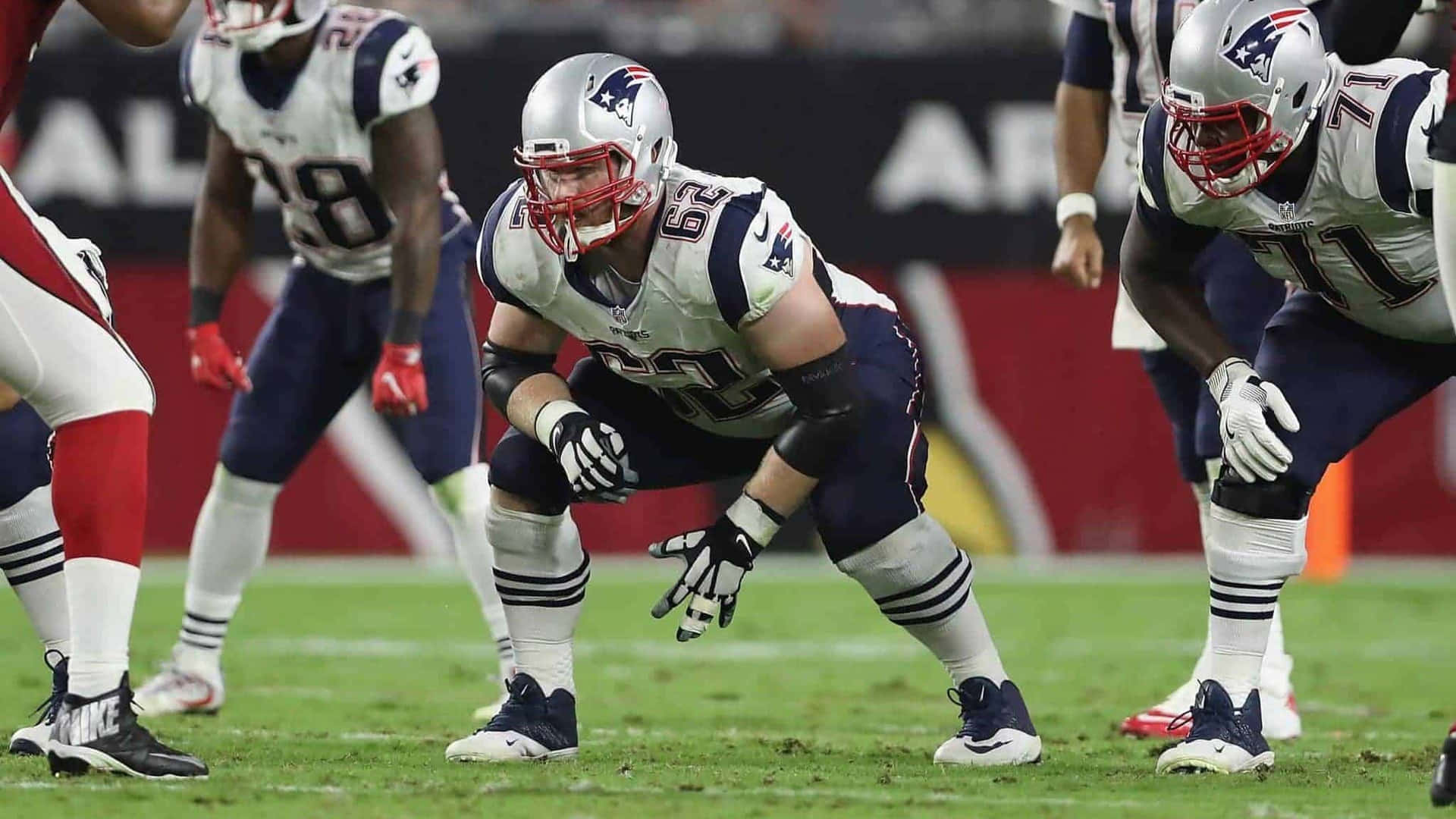 Great Athlete Joe Thuney Background