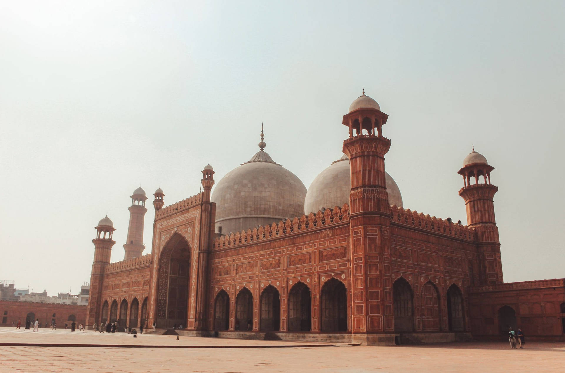 Great Badshahi Mosque In Lahore Background