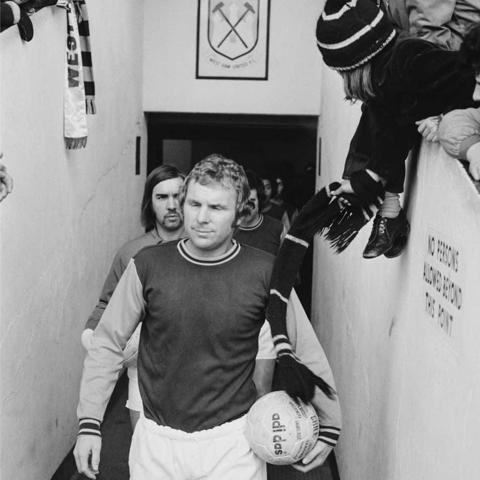 Great Football Athlete Bobby Moore Background