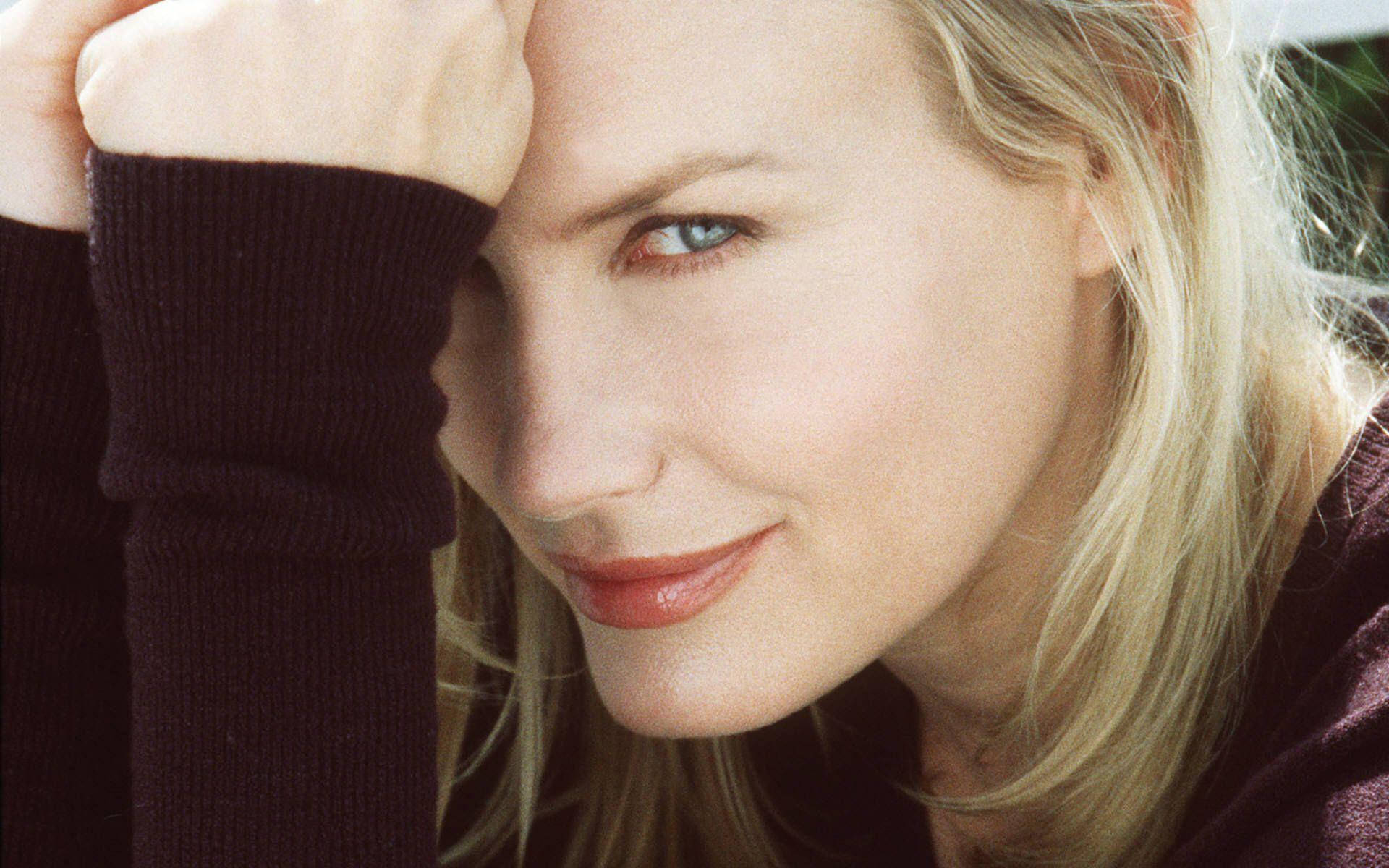 Greatest Actress Daryl Hannah Background