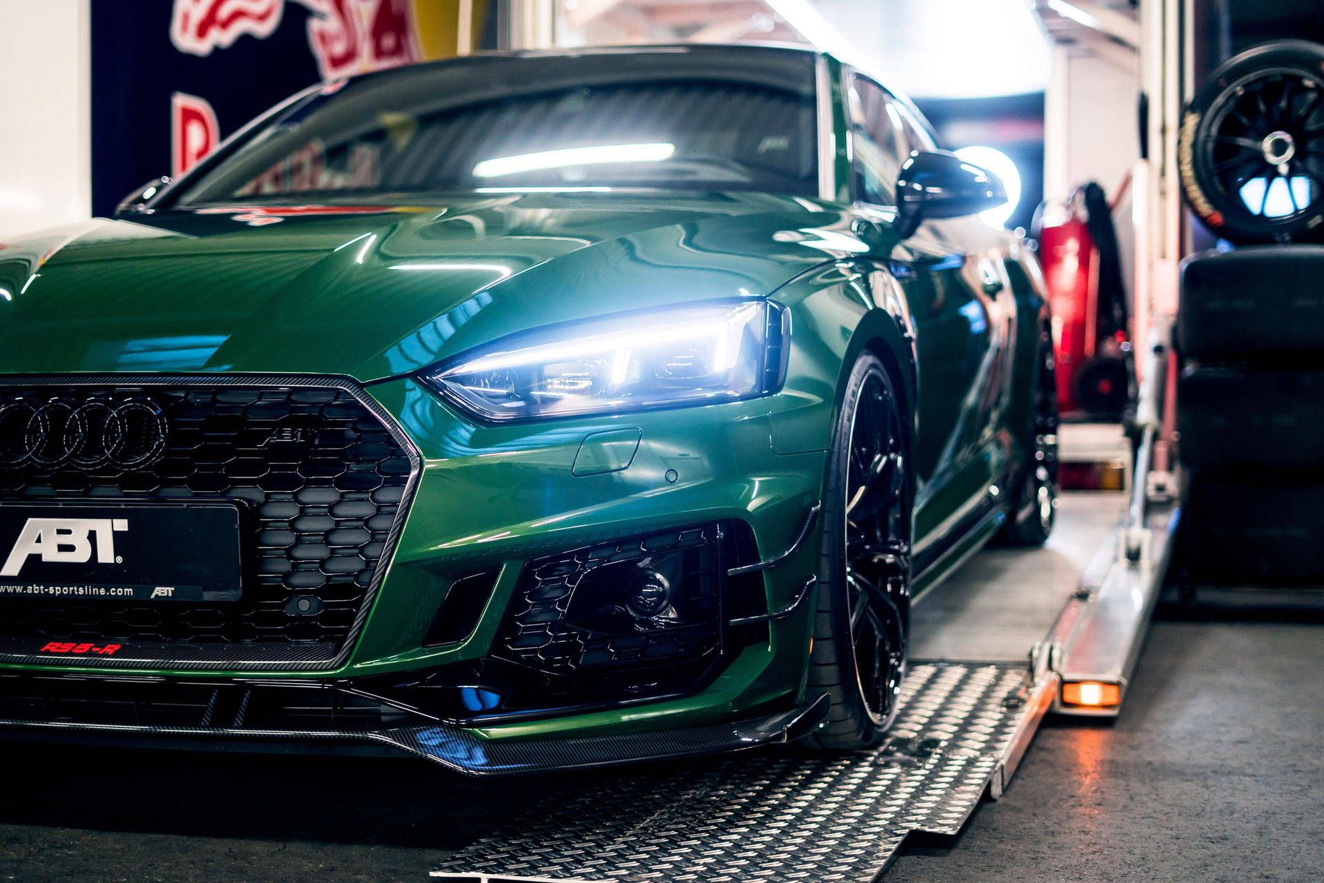 Green Audi Rs 5 Background