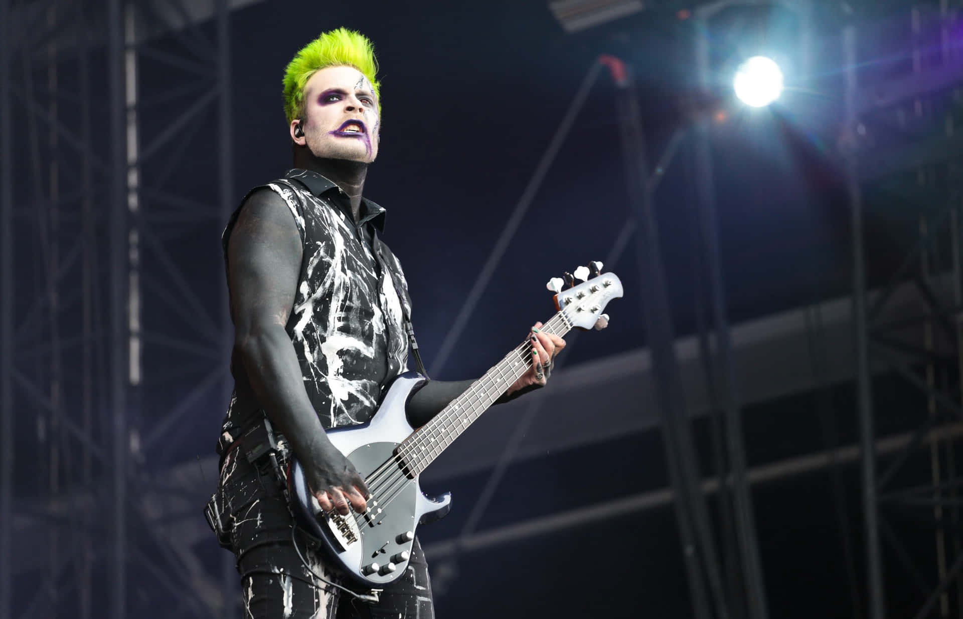 Green Haired Bassist On Stage.jpg