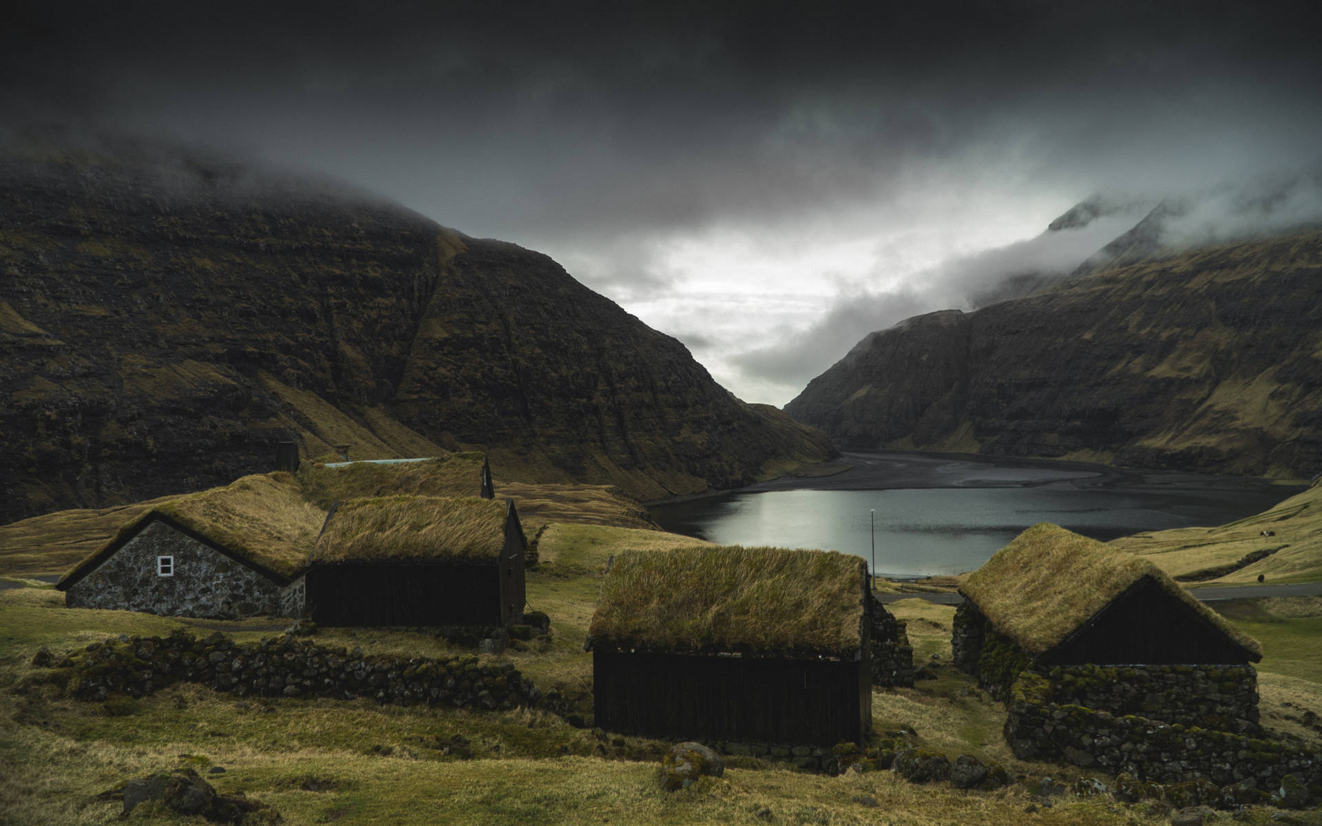 Green Houses At Faroe Islands Background